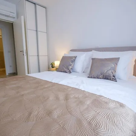 Mb Luxury Apartment Zadar